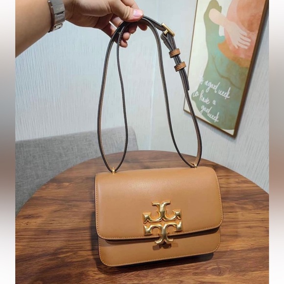 Tory Burch Eleanor Convertible Shoulder Bag - Picture 5 of 8